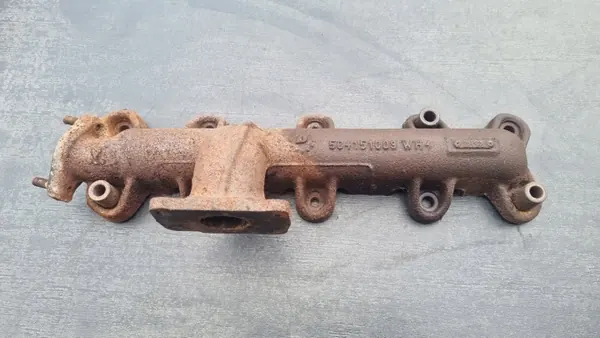 Coletor de escape Iveco OE OEM 504151009 - Usado image 2