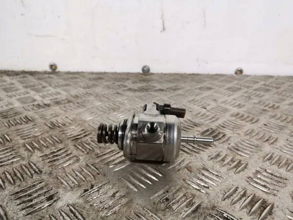 Ruiskutuspumppu Peugeot 508 OEM 0261520530 image 3