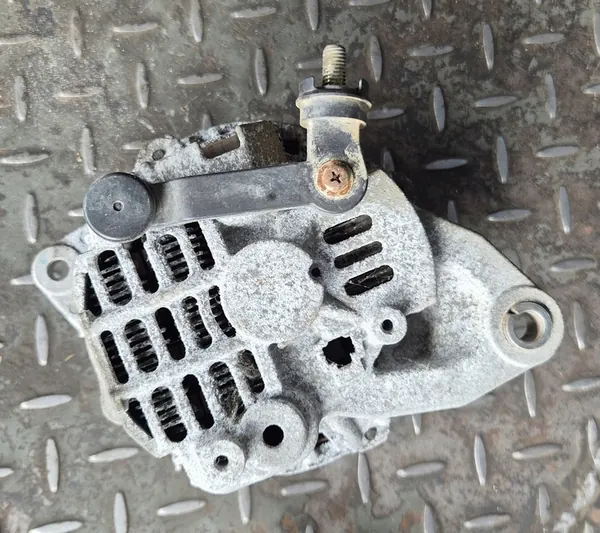 Vaihtovirtageneraattori Mazda 323F BJ 1.6 A2TB7191 image 4