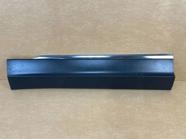 OEM 5NA854939AF Moldura Porta Esquerda Dianteira VW Tiguan II image 2