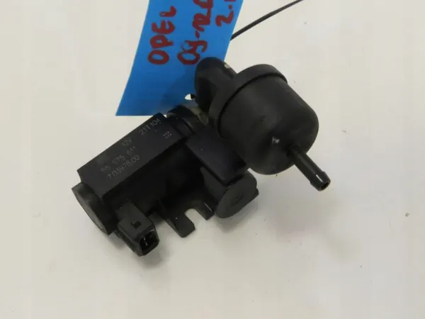 Soupape de sous-pression turbo OEM 360169609 Opel Astra J image 2