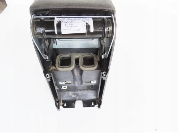 Accoudoir Volkswagen OE OEM 5M0864207E - Occasion image 4