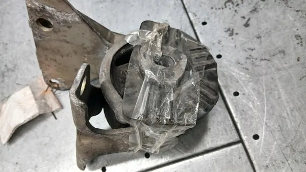 Support Moteur Rover 75 I 02R 2.0CDT Sedan VOLVOMAR image 6