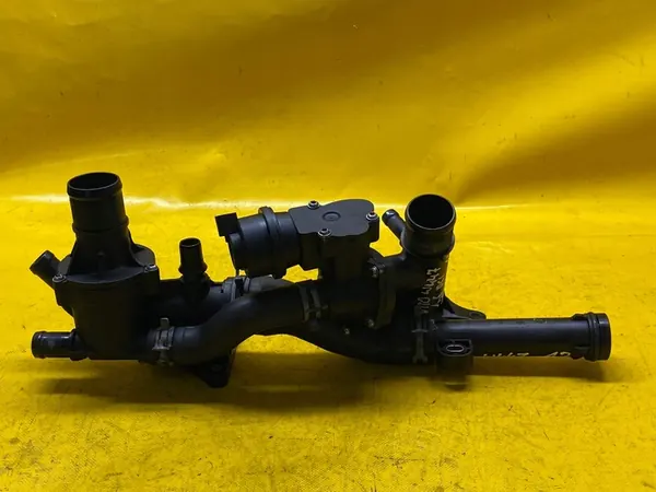 Carcasa de termostato VITO W447 W205 1.6 DCI R9MA500 A6262000115 image 6