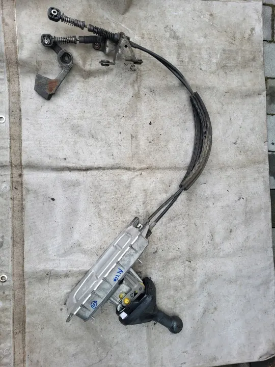Levier de Vitesse OEM 1K0711049AR pour Audi A3 8P image 2