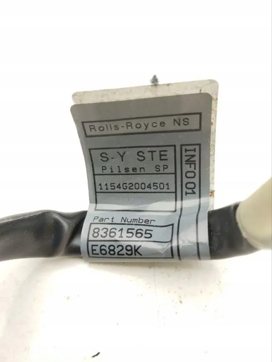 Câble interface multimédia OEM 8361565 pour Rolls-Royce image 3