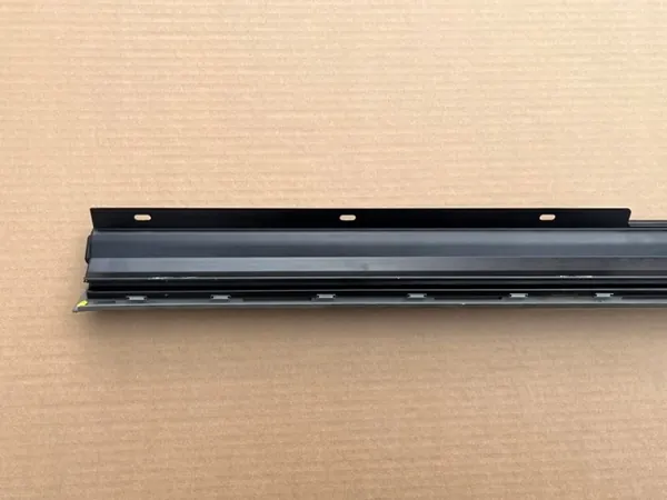 OEM 7H3861330B Rechter Achter Mesh Roller VW T5 image 7