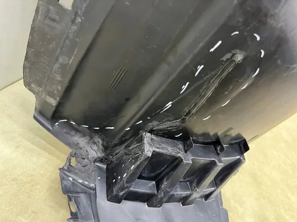 Nissan Qashqai II J11 Front Right Wheel Arch OEM image 8