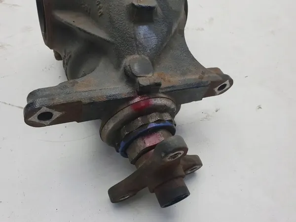 Diferencial trasero BMW 2 F22 F23 7599466 image 6