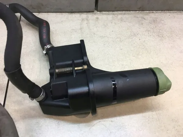 Stuurbekrachtigingsslang Cordoba I 1.6 image 8