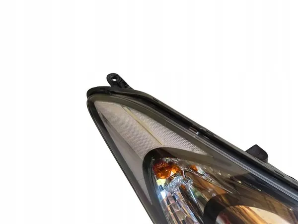 Oikea etuvalo Hyundai i30 II 2011-2014 OEM image 3