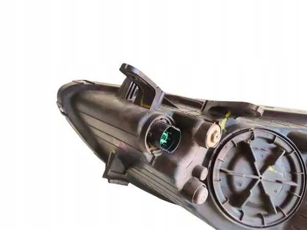 Oikea etuvalo Hyundai i30 II 2011-2014 OEM image 7