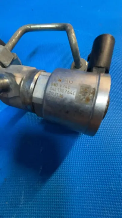 Ruiskuraide OEM 04L089 G VW Passat B8:lle image 6