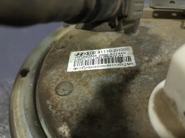 HYUNDAI ELANTRA IV 06-10 Kraftstoffpumpe 31110-2H000 image 5
