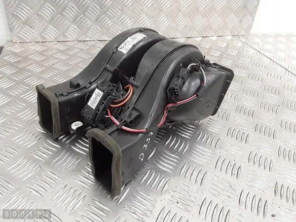 BMW Lämmityspuhallin OEM 6411921633502 - Käytetty image 2