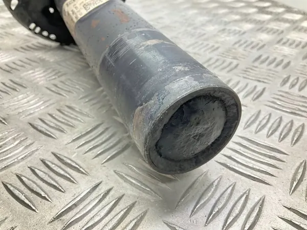 Amortizzatore anteriore Volkswagen PASSAT B8 2015 3Q0413031BM image 5