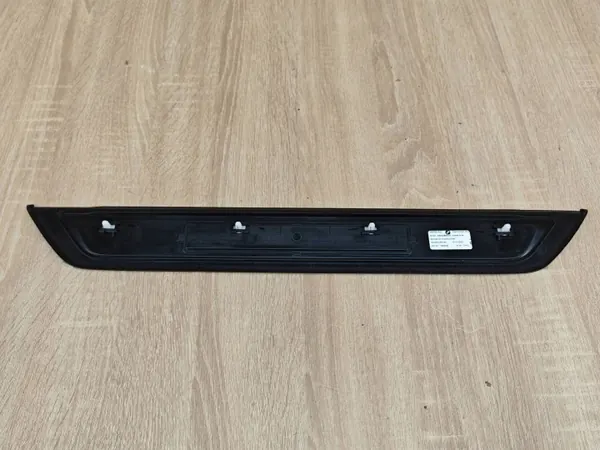 OEM 5A0DB65 etukynnyssuoja BMW G30 G31 M-paketille image 4