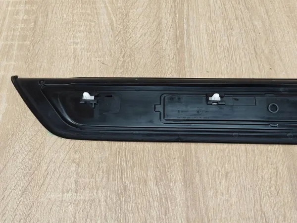 OEM 5A0DB65 etukynnyssuoja BMW G30 G31 M-paketille image 5