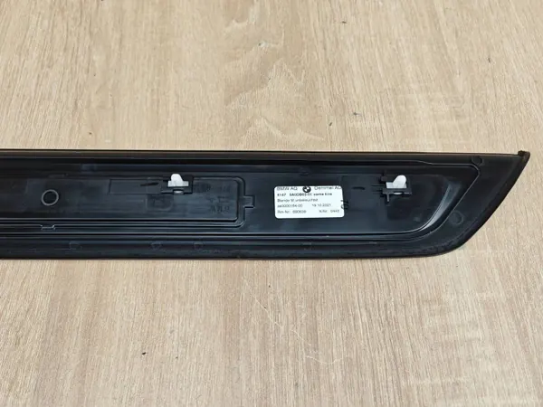 OEM 5A0DB65 etukynnyssuoja BMW G30 G31 M-paketille image 6