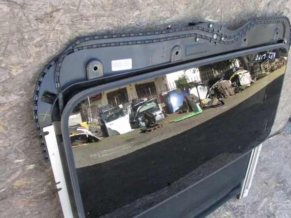 Nissan Pathfinder III R51 Schiebedachmotor OEM image 3