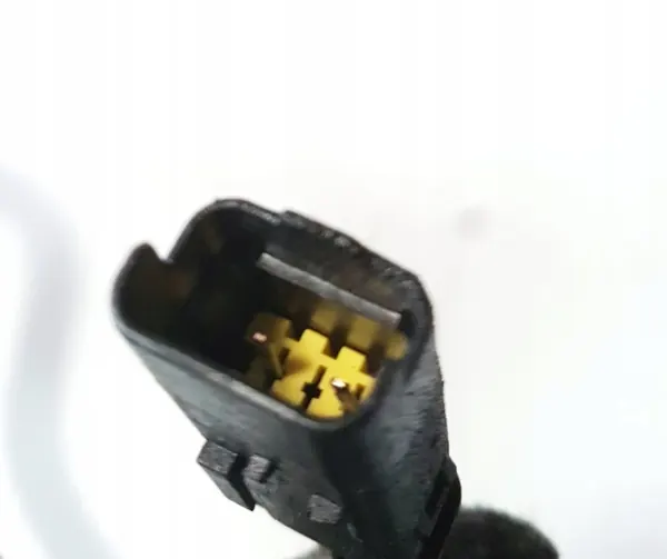 2019 Peugeot Partner III Oil Cooler Pipe BTU7205030 image 2