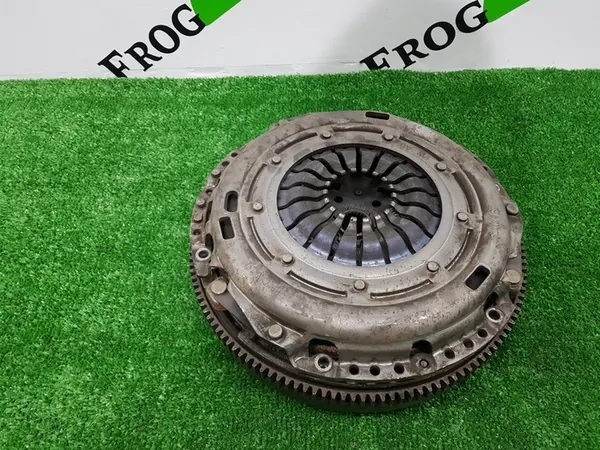 Audi Q3 8U Volante de Embreagem 06j105266ac / 06j141025g image 2