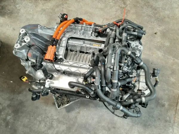 Motor elétrico Mercedes EQB OEM A2433408901 - Usado image 2