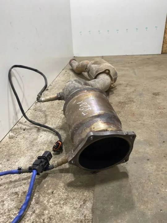 Catalyseur OEM 7P5254450A pour Porsche Cayenne image 3