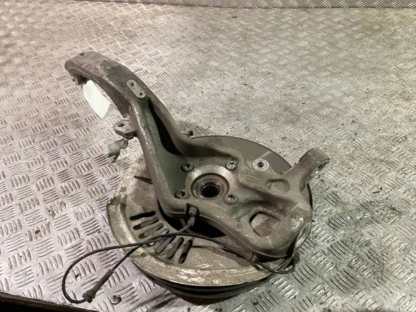 Moyeu de roue avant Jaguar I-Pace 2020 OEM J9D33K185BB image 6