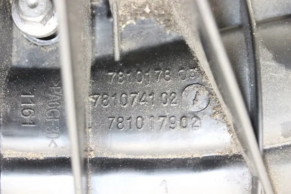 Intake Manifold BMW X1 (E84) 2.0L Diesel 2010 OEM 7810179 image 7