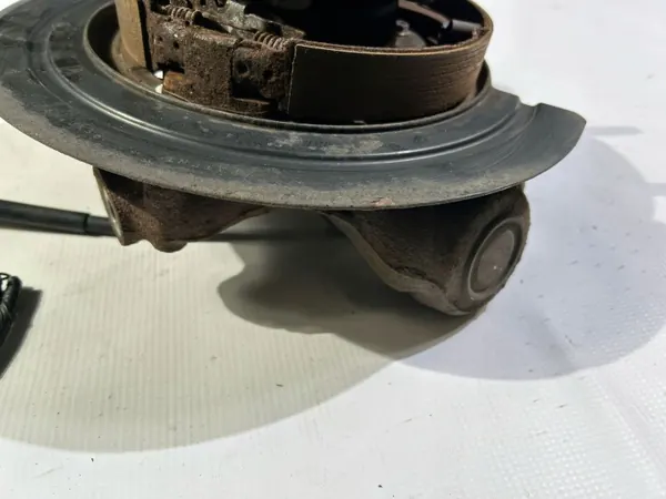 OEM 0487711234 Cubo Trasero Derecho Dodge Durango image 5