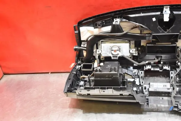 OEM mamAUTO-1055851- kojetaulukonsoli Nissan Leafille image 6