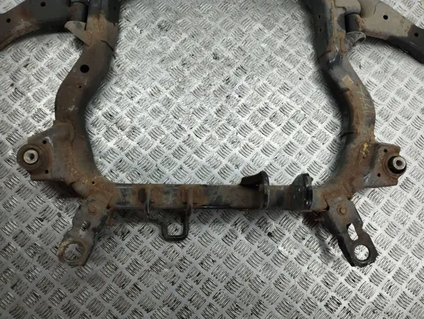 Opel Antara 2012 Etuapukehys OEM AMD90731 image 10