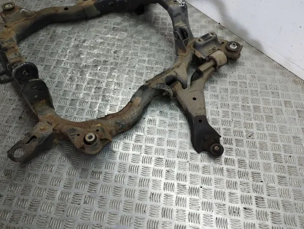Opel Antara 2012 Etuapukehys OEM AMD90731 image 7
