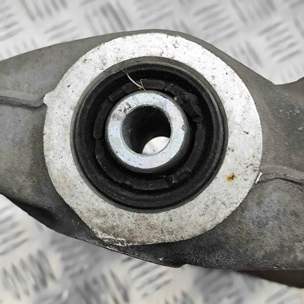 Braccio di Controllo Superiore Posteriore Sinistro Mercedes-Benz GLE (W166) 2016 OEM image 6