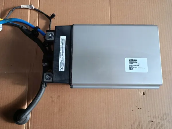 Volvo OE 32301134 Accu 8Ah voor XC60 II Mild Hybrid image 2