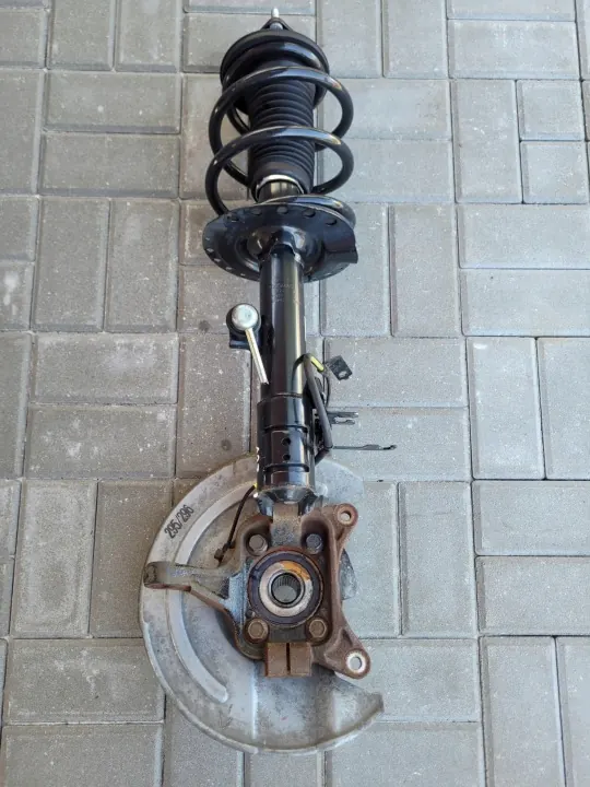 Vasen iskunvaimennin OEM LUOA1856981 Mitsubishi Outlander III PHEV image 4