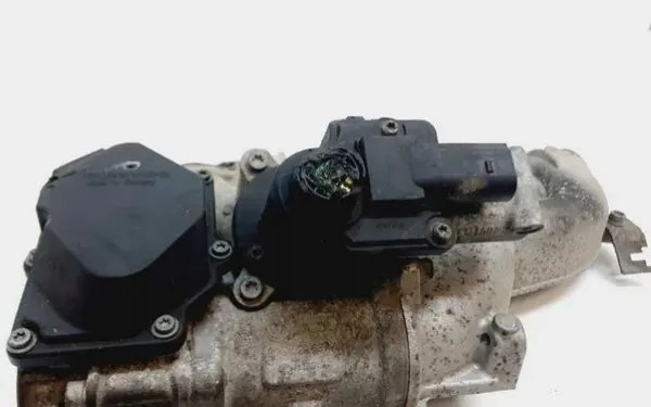 Colector de admisión OEM 03G129713K para Skoda Octavia II image 4