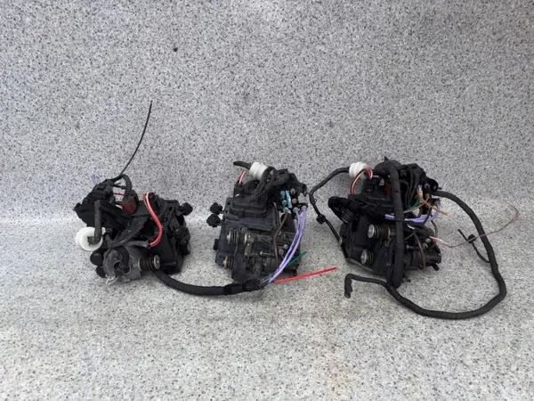 Audi Q7 Veringscompressor OEM 4M0616005G image 2