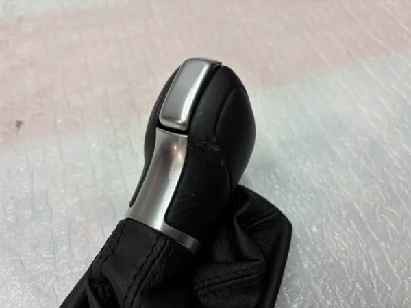 Pomo de cambio OEM 5NB713203A para VW Tiguan DSG image 3
