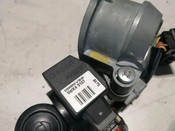 Interrupteur de démarrage Smart OE MR955230 pour ForFour image 3