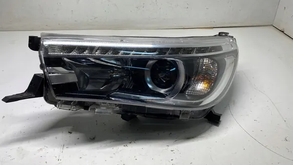 Faros LED delantero izquierdo TOYOTA HILUX VIII 15-19 image 2