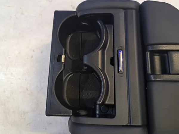 Armstöds dryckeshållare Lexus RX OEM CUPHOLDER image 7