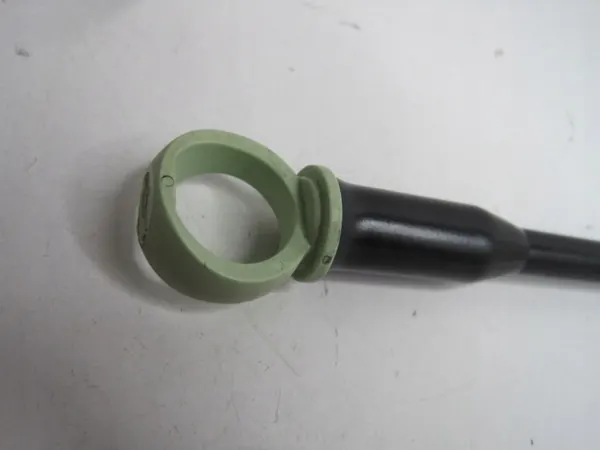 Opel Mokka Oljesticka OEM 9842722280 - Begagnad image 3