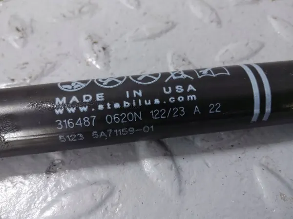 Atuador do capô BMW XM OEM 5A71159 - Usado image 4