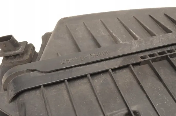 Caja Filtro Aire OEM 28110-A5800 para Hyundai i30 II image 7