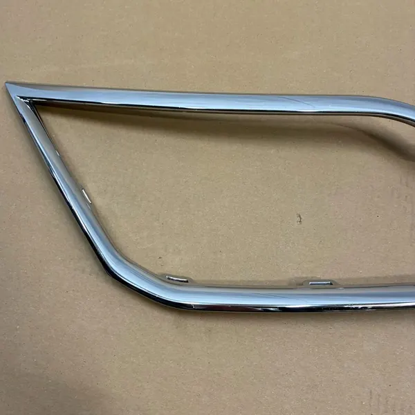 Skoda Rapid Front Grille Frame 2012-2019 OE image 3