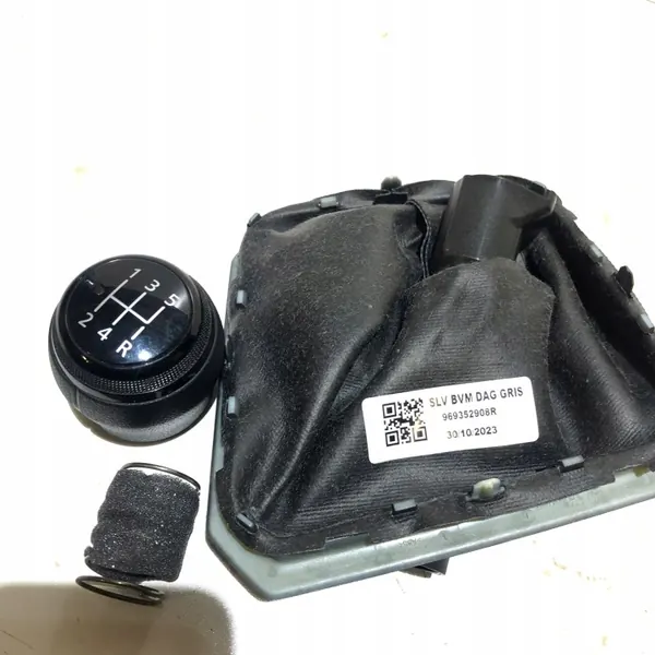 Pomo palanca marco funda Dacia Jogger OEM 969352908R image 3