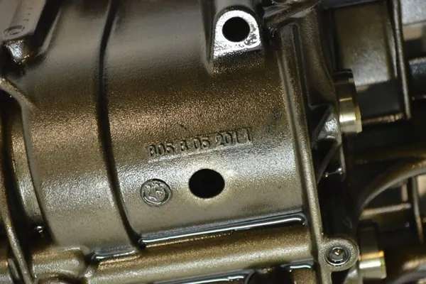 BMW Öljypumppu OEM 8058052011 E60 2.0D M47 image 6