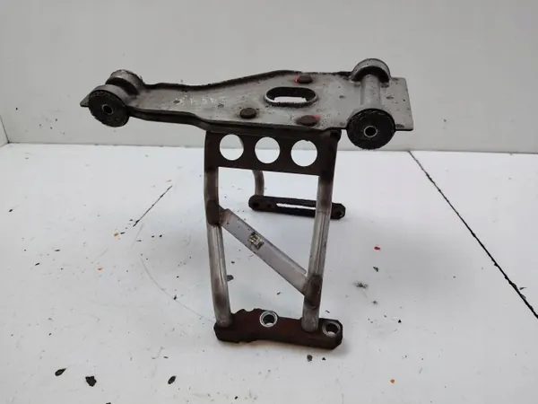 Uitlaatophanging Porsche 996 OEM 99611122702 image 7